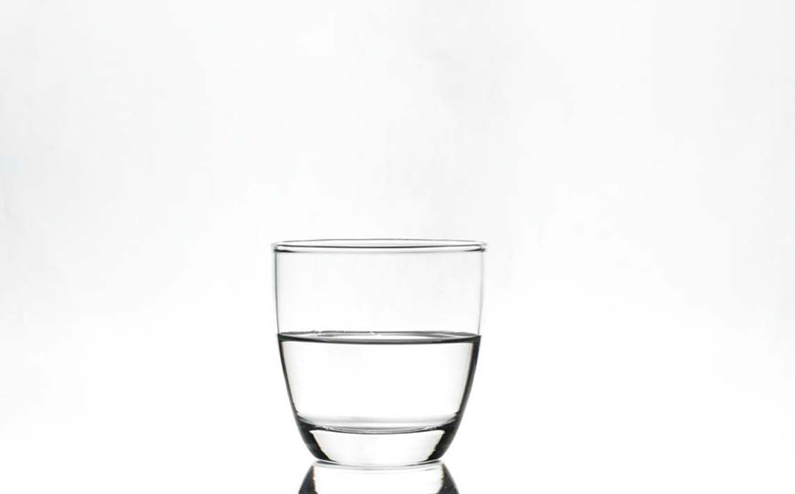 On Glasses Fullness And Emptiness